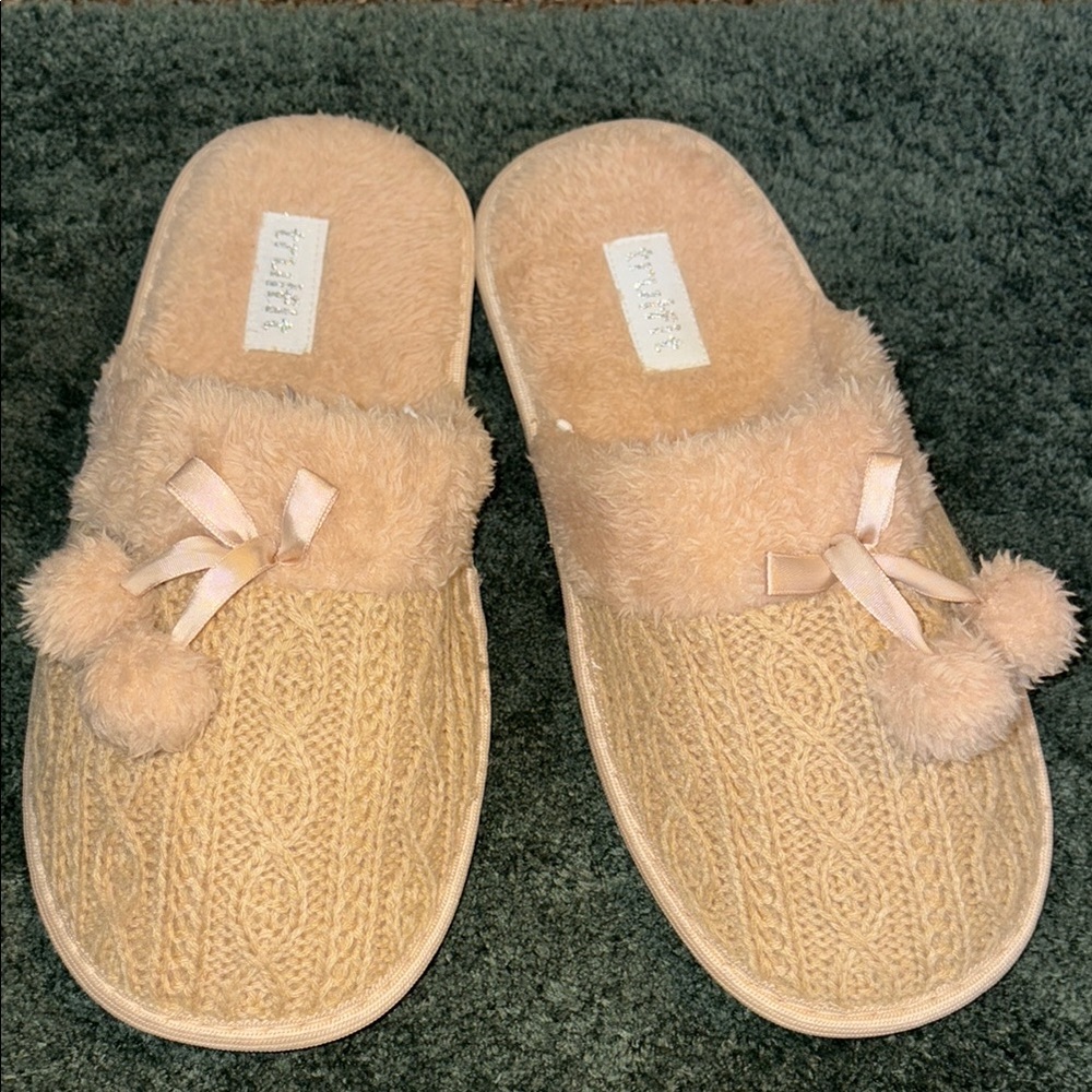 Cozy Tan Plush Slippers with Bow Detail